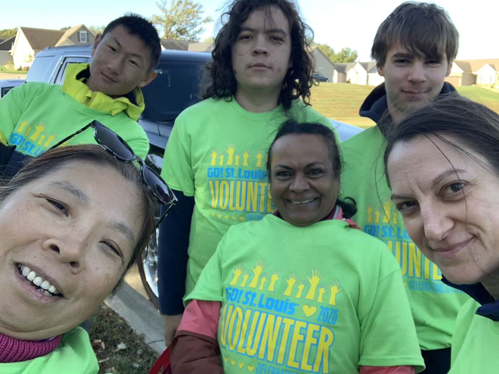 Volunteers distributing food at a community event